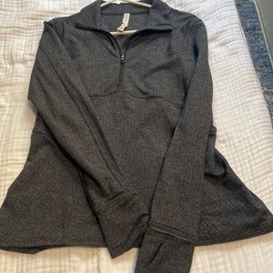 Cute long sleeve workout top
